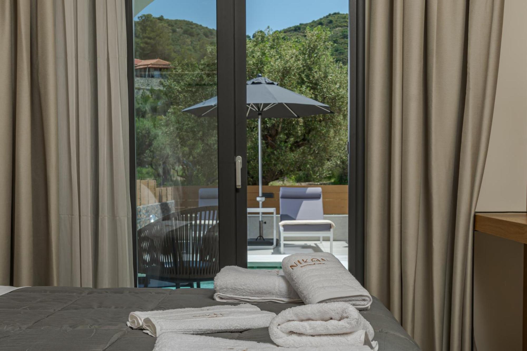 Nikon Boutique Hotel Kalamákion Dış mekan fotoğraf